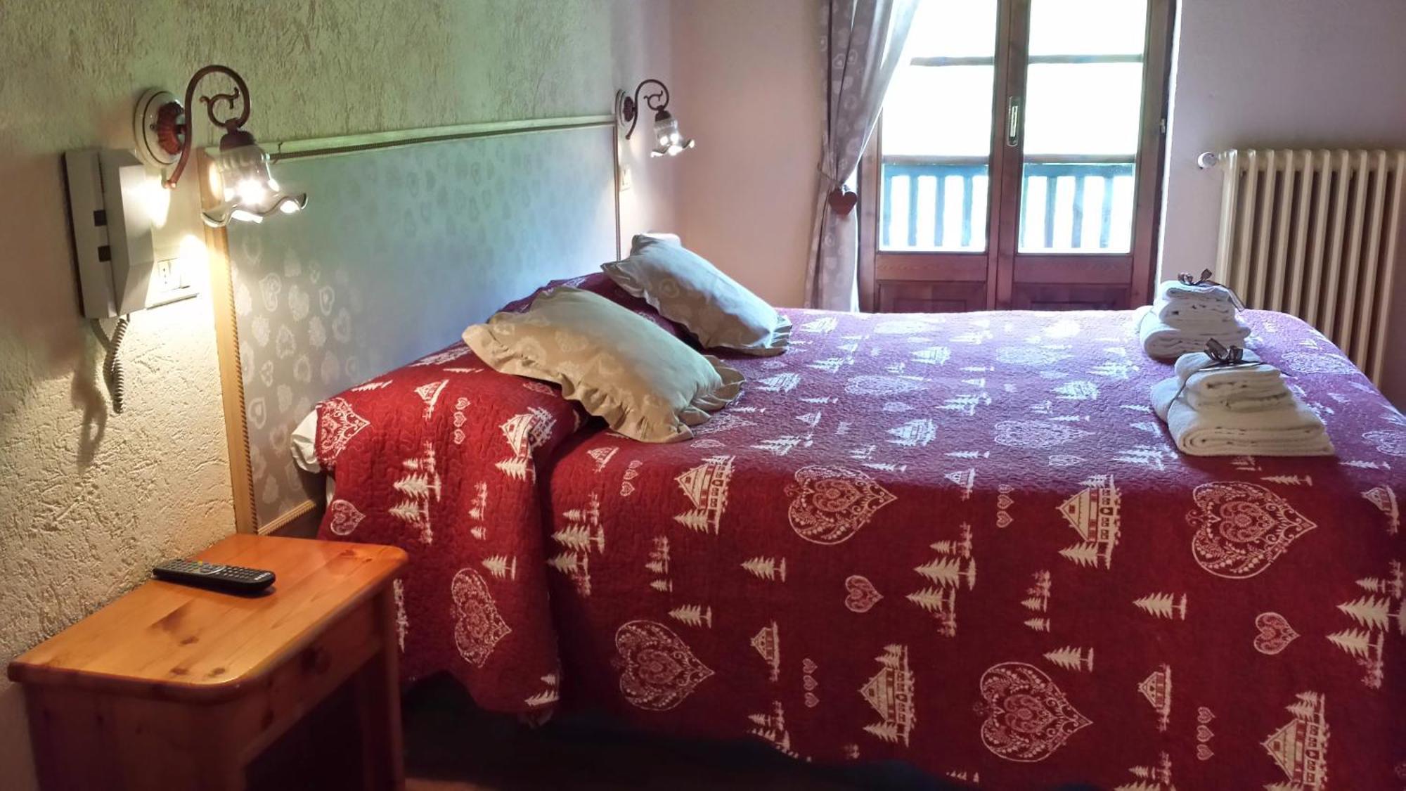 Hotel Locanda Belvedere 쿠르마예 외부 사진